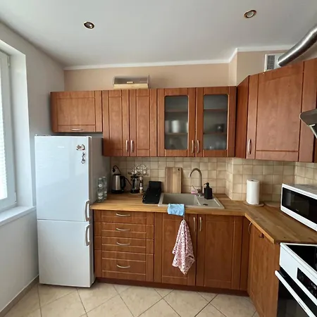 Apartment 2 *